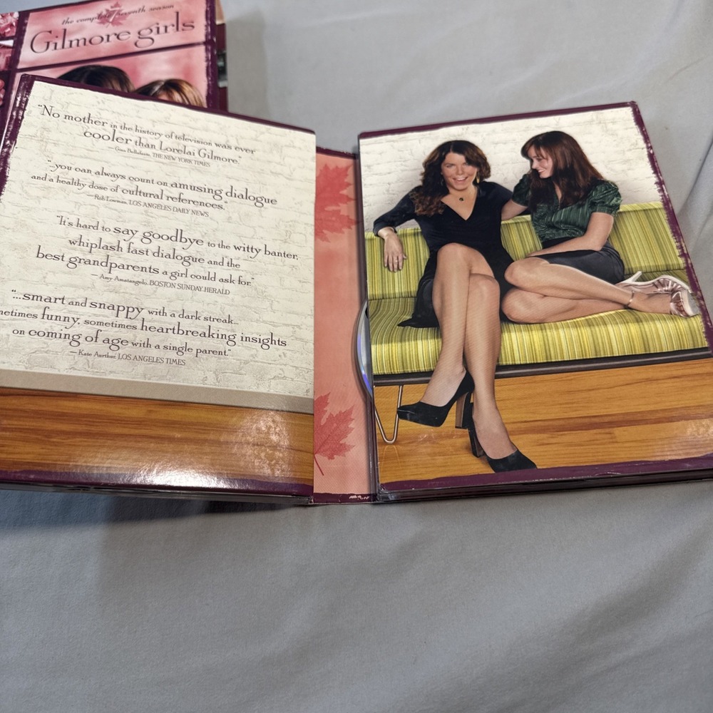 Gilmore Girls: Complete Seventh Season (DVD) - Picture 6 of 8